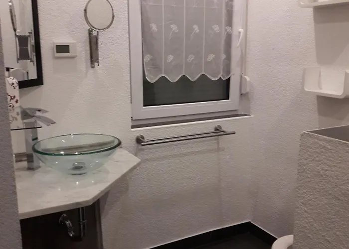 Fewo-zum Blauenblick Апартаменты *